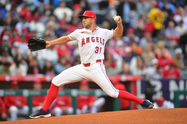 Apr 18, 2025; Anaheim, California, USA; Los Angeles Angels pitcher Tyler Anderson (31) throws against the San Francisco Giants during the first inning at Angel Stadium. Mandatory Credit: Gary A. Vasquez-Imagn Images