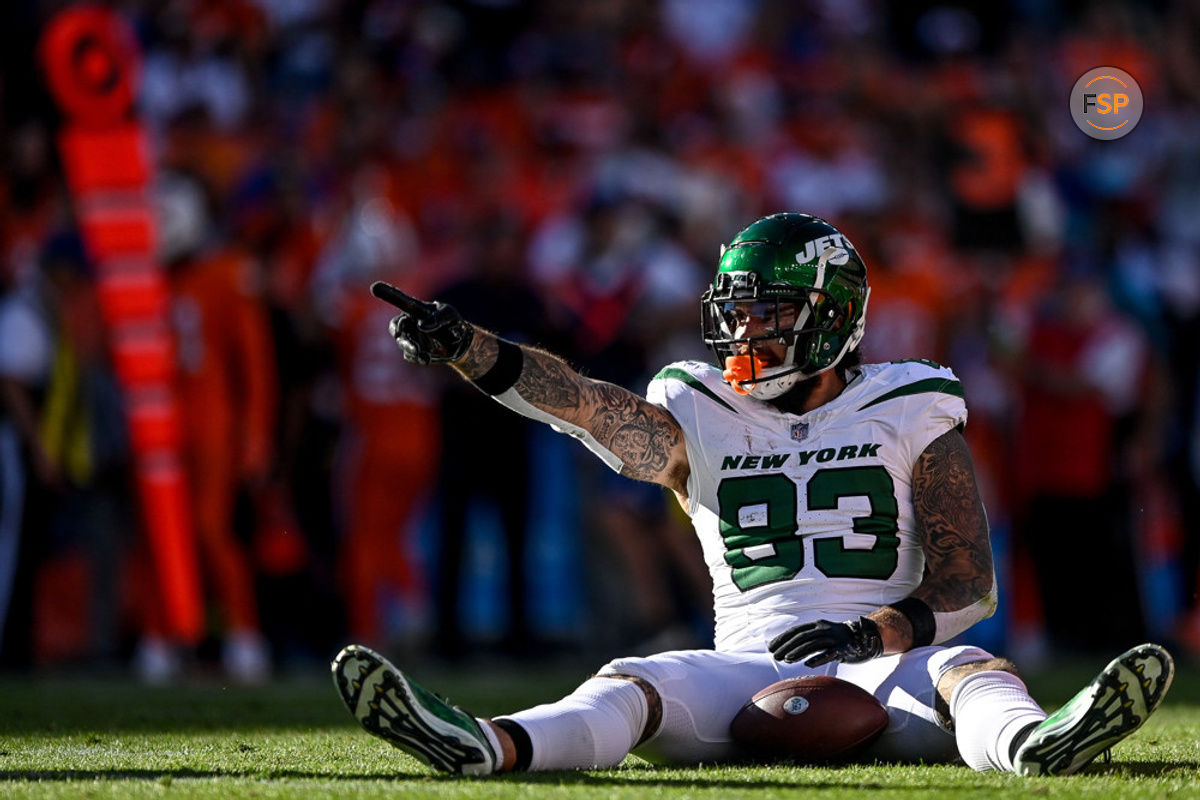 DENVER, CO - OCTOBER 8: New York Jets tight end Tyler Conklin (83) celebrates after a catch for a first down in the third quarter during a game between the New York Jets and the Denver Broncos at Empower Field at Mile High on October 8, 2023 in Denver, Colorado. (Photo by Dustin Bradford/Icon Sportswire)