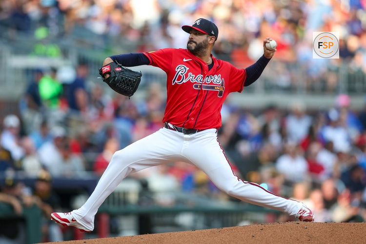 Jun 5, 2026; Atlanta, Georgia, USA; Atlanta Braves pitcher Martin Perez (33) throws against the Pittsburgh Pirates in the first inning at Truist Park. Credit: Brett Davis-Imagn Images
