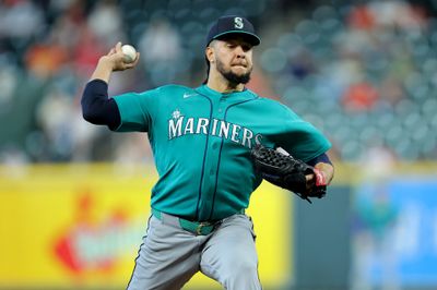 May 14, 2026; Houston, Texas, USA; Seattle Mariners pitcher Luis Castillo (58) delivers a pitch against the Houston Astros during the first inning at Daikin Park. Mandatory Credit: Erik Williams-Imagn Images