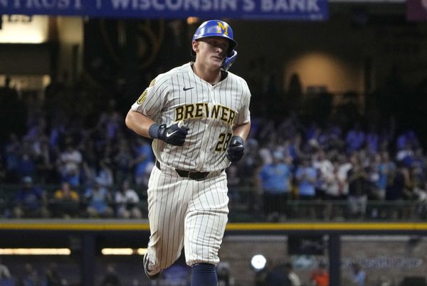 Jul 26, 2025; Milwaukee, Wisconsin, USA; Milwaukee Brewers first base Andrew Vaughn (28) rounds the bases after hitting a home runa aigainst the Miami Marlins in the ninth inning at American Family Field. Mandatory Credit: Michael McLoone-Imagn Images