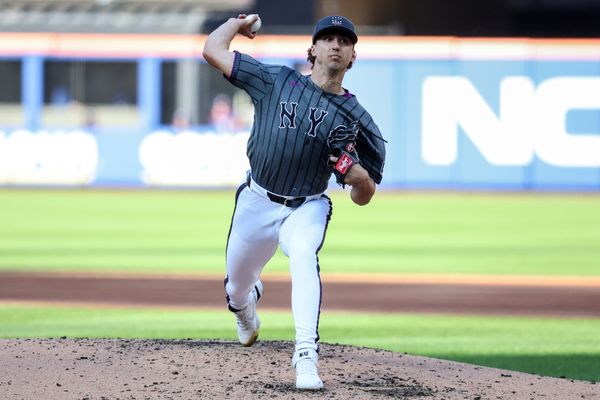 Sep 13, 2025; New York City, New York, USA;  New York Mets starting pitcher Brandon Sproat (40) pitches in the third inning against the Texas Rangers at Citi Field. Mandatory Credit: Wendell Cruz-Imagn Images