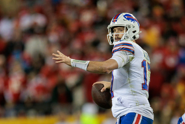 KANSAS CITY, MO - DECEMBER 10: Buffalo Bills quarterback Josh Allen (17) looks to pass against the Kansas City Chiefs on December 10th at Arrowhead Stadium in Kansas City, Missouri. (Photo by William Purnell/Icon Sportswire)