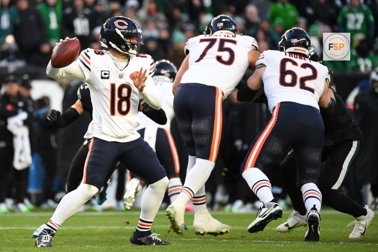 Nov 28, 2025; Philadelphia, Pennsylvania, USA; Chicago Bears quarterback Caleb Williams (18) passes the ball against the Philadelphia Eagles during the second quarter of the game at Lincoln Financial Field. Credit: Eric Hartline-Imagn Images
