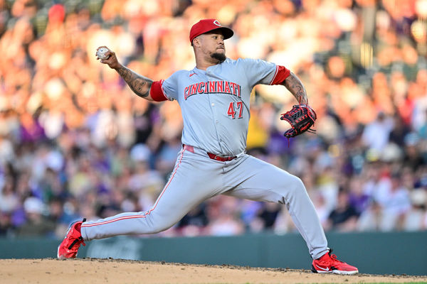 DENVER, CO - JUNE 04: Cincinnati Reds pitcher Frankie Montas (47) pitches in the fifth inning during a game between the Cincinnati Reds and the Colorado Rockies at Coors Field on June 4, 2024 in Denver, Colorado. (Photo by Dustin Bradford/Icon Sportswire)