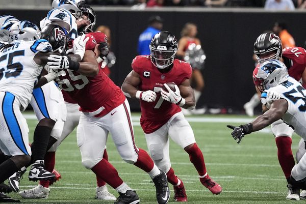 Sep 20, 2026; Atlanta, Georgia, USA;  Atlanta Falcons running back Bijan Robinson (7) rushes during the second quarter against the Carolina Panthers at Mercedes-Benz Stadium.  Mandatory Credit: Dale Zanine-Imagn Images