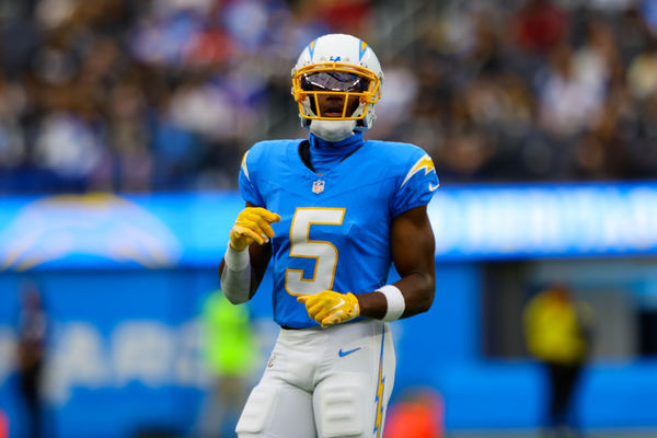 INGLEWOOD, CA - OCTOBER 1: Los Angeles Chargers wide receiver Joshua Palmer (5) runs onto the field during the NFL regular season game between the Las Vegas Raiders and the Los Angeles Chargers on October 1, 2023, at SoFi Stadium in Inglewood, CA. (Photo by Jordon Kelly/Icon Sportswire)