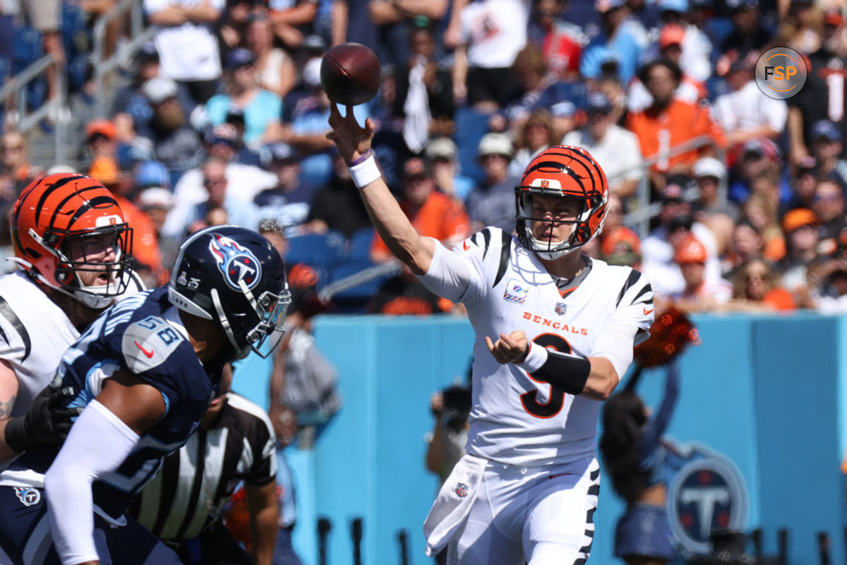 NASHVILLE, TN - OCTOBER 01:Cincinnati Bengals quarterback Joe Burrow (9) throws a pass during a game between the Tennessee Titans and Cincinnati Bengals, October 1, 2023 at Nissan Stadium in Nashville, Tennessee. (Photo by Matthew Maxey/Icon Sportswire)

