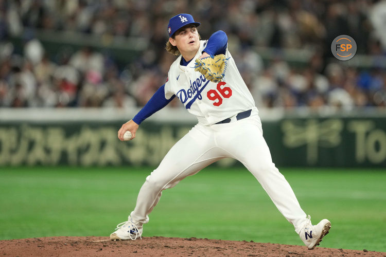 Mar 19, 2025; Bunkyo, Tokyo, JPN; Los Angeles Dodgers relief pitcher Landon Knack (96) delivers a pitch against the Chicago Cubs in the sixth inning during the Tokyo Series at Tokyo Dome. Credit: Darren Yamashita-Imagn Images