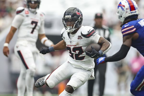 Sep 13, 2026; Houston, Texas, USA; Houston Texans running back David Montgomery (32) runs with the ball during the game against the Buffalo Bills at Reliant Stadium. Mandatory Credit: Troy Taormina-Imagn Images