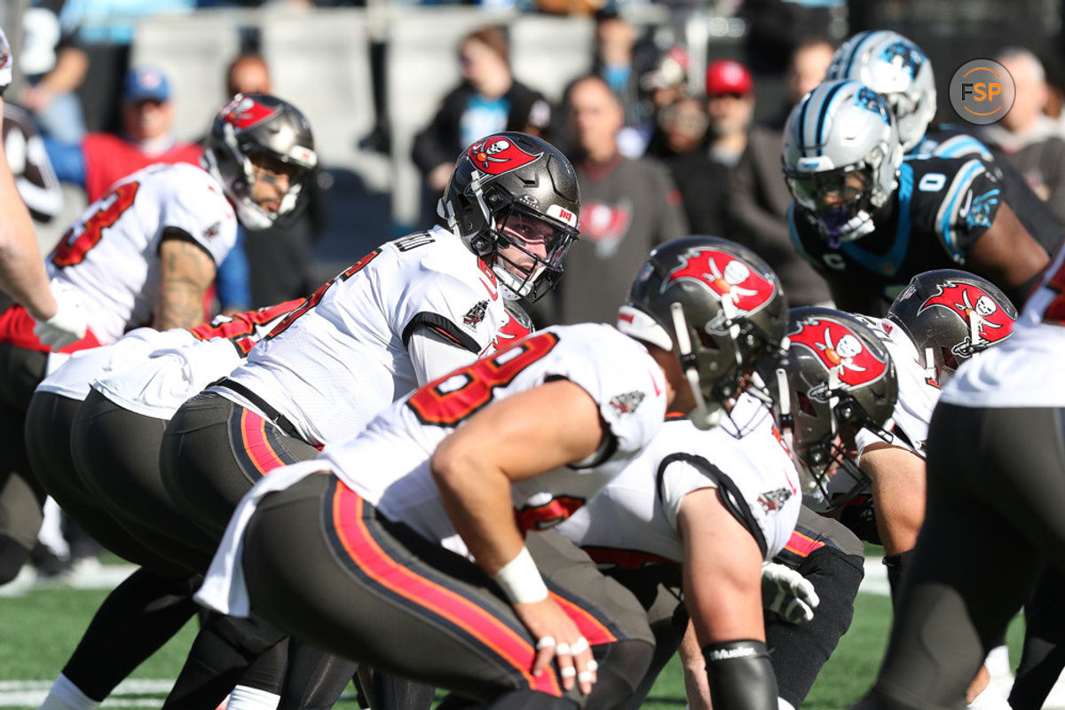 CHARLOTTE, NC - JANUARY 07: Tampa Bay Buccaneers quarterback Baker Mayfield (6) during an NFL football game between the Tampa Bay Buccaneers and the Carolina Panthers on January 7, 2024 at Bank of America Stadium in Charlotte, N.C. (Photo by John Byrum/Icon Sportswire)