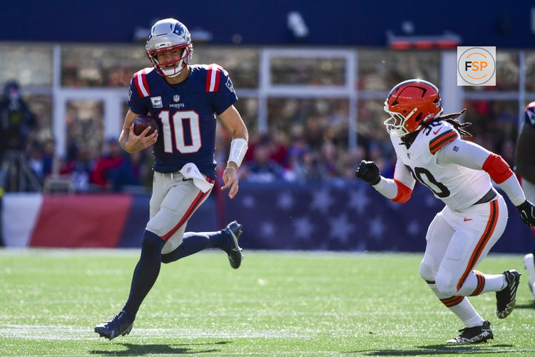 Oct 26, 2025; Foxborough, Massachusetts, USA;  New England Patriots quarterback Drake Maye (10) runs with the ball during the first quarter against Cleveland Browns linebacker Devin Bush (30) during the first quarter at Gillette Stadium. Credit: Bob DeChiara-Imagn Images
