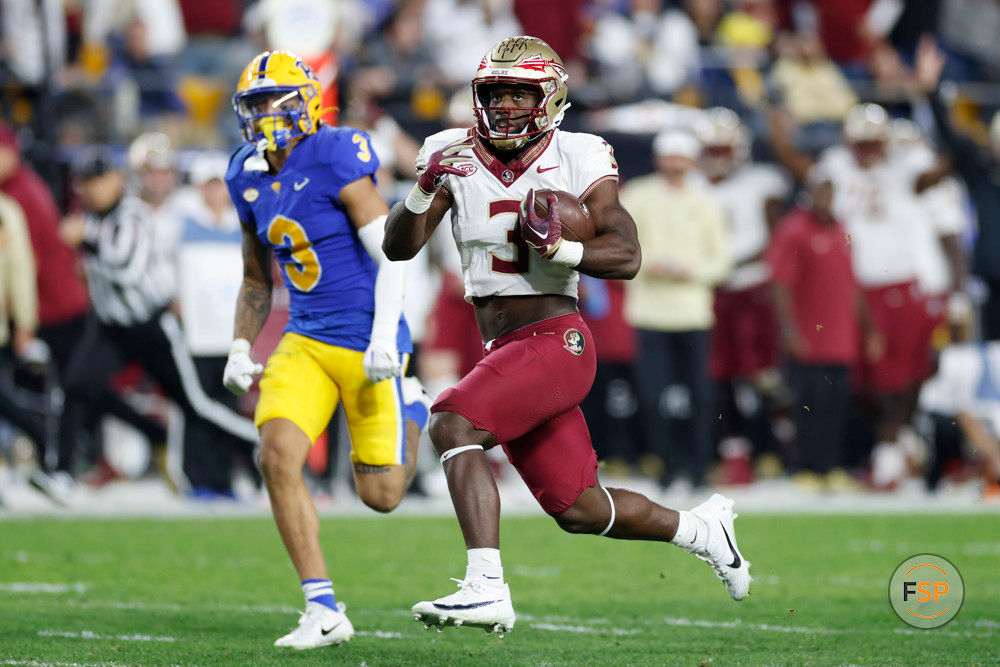 PITTSBURGH, PA - NOVEMBER 04: Florida State Seminoles running back Trey Benson (3) runs for a 55-yard touchdown during a college football game against the Pittsburgh Panthers on November 04, 2023 at Acrisure Stadium in Pittsburgh, Pennsylvania. (Photo by Joe Robbins/Icon Sportswire)