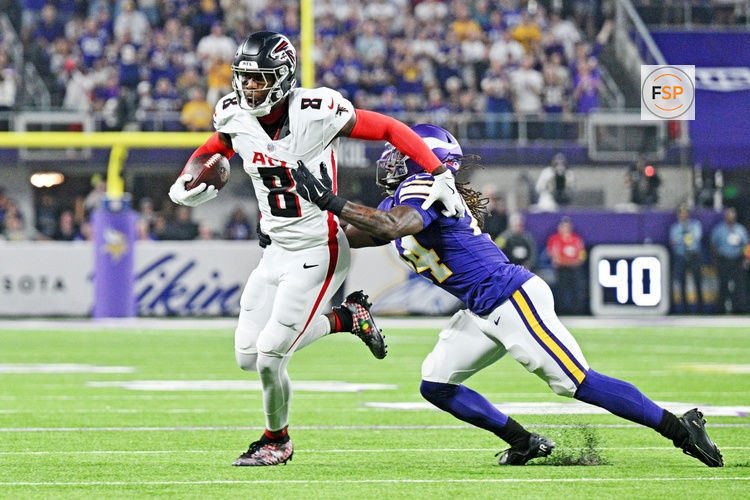 Sep 14, 2025; Minneapolis, Minnesota, USA; Minnesota Vikings safety Joshua Metellus (44) tackles Atlanta Falcons tight end Kyle Pitts Sr. (8) during the first half at U.S. Bank Stadium. Credit: Jeffrey Becker-Imagn Images