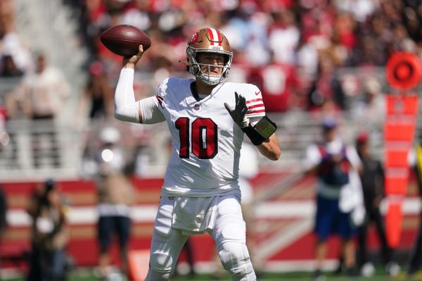 Sep 21, 2025; Santa Clara, California, USA; San Francisco 49ers quarterback Mac Jones (10) throws the ball against the Arizona Cardinals during the first half at Levi's Stadium. Mandatory Credit: Cary Edmondson-Imagn Images