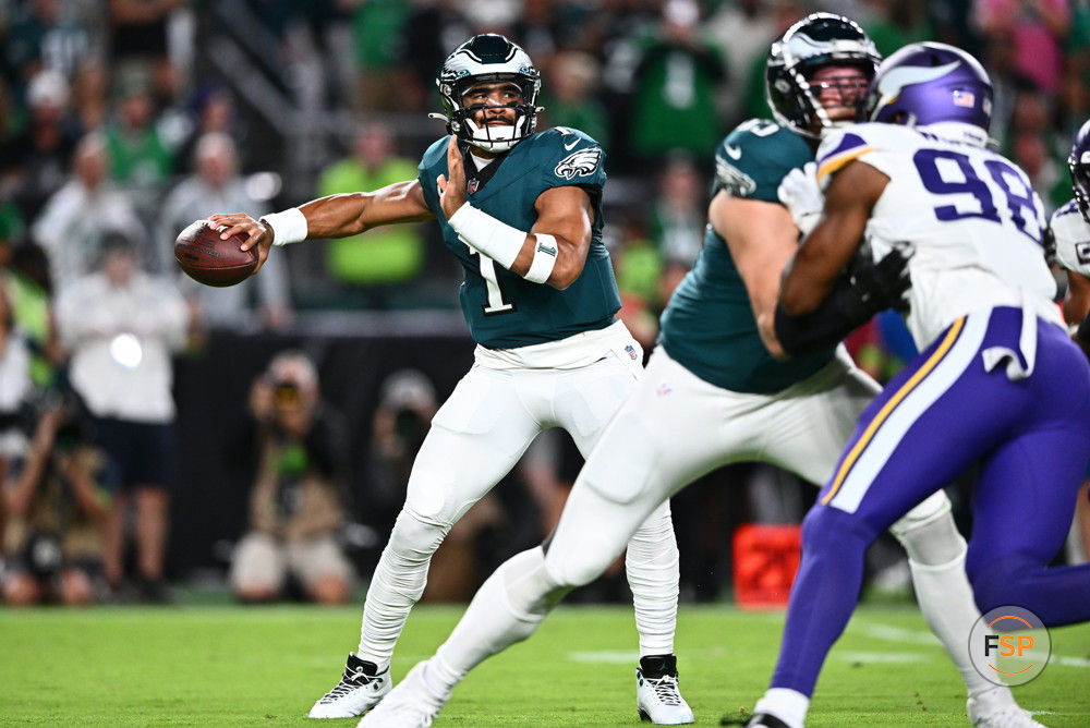 PHILADELPHIA, PA - SEPTEMBER 14: Philadelphia Eagles Quarterback Jalen Hurts (1) throws a pass in the first half during the game between the Minnesota Vikings and Philadelphia Eagles on September 14, 2023 at Lincoln Financial Field in Philadelphia, PA. (Photo by Kyle Ross/Icon Sportswire)