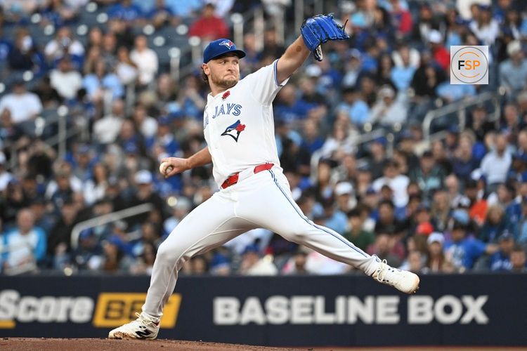 May 25, 2026; Toronto, Ontario, CAN;  Toronto Blue Jays starting pitcher Trey Yesavage (39) delivers a pitch against the Miami Marlins in the first inning at Rogers Centre. Credit: Dan Hamilton-Imagn Images