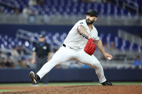 MIAMI, FL - MAY 01: Miami Marlins pitcher Tanner Scott (66) pitches in the eighth inning during the game between the Colorado Rockies and the Miami Marlins on Wednesday, May 1, 2024 at LoanDepot Park, Miami, Fla. (Photo by Peter Joneleit/Icon Sportswire)