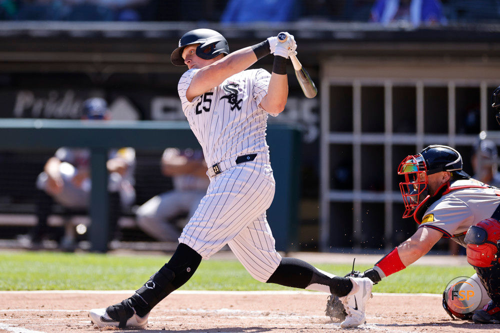 CHICAGO, IL - JUNE 27: Chicago White Sox first baseman Andrew Vaughn (25) bats during an MLB game against the Atlanta Braves on June 27, 2024 at Guaranteed Rate Field in Chicago, Illinois. (Photo by Joe Robbins/Icon Sportswire)