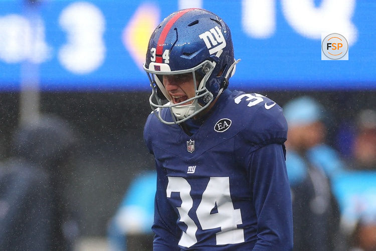 Sep 27, 2026; East Rutherford, New Jersey, USA;  New York Giants kicker Dominic Zvada (34) reacts after kicking a field goal against the Tennessee Titans during the first quarter at MetLife Stadium.  Credit: Vincent Carchietta-Imagn Images