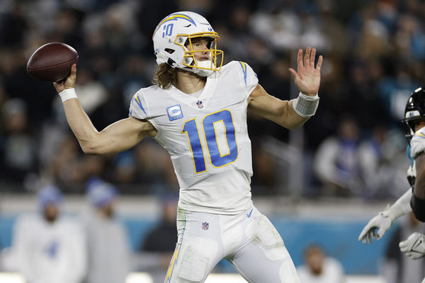 JACKSONVILLE, FL - JANUARY 14: Los Angeles Chargers quarterback Justin Herbert (10) throws a pass during the game between the Los Angeles Chargers and the Jacksonville Jaguars on January 14, 2023 at TIAA Bank Field in Jacksonville, Fl. (Photo by David Rosenblum/Icon Sportswire)