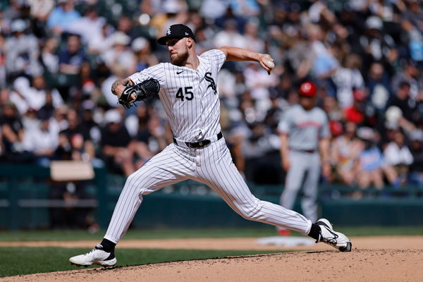 CHICAGO, IL - APRIL 13: Chicago White Sox pitcher Garrett Crochet (45) delivers a pitch during an MLB game against the Cincinnati Reds on April 13, 2024 at Guaranteed Rate Field in Chicago, Illinois. (Photo by Joe Robbins/Icon Sportswire)