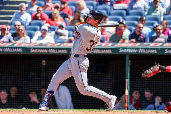 CLEVELAND, OH - MAY 08: Detroit Tigers designated hitter Colt Keith (33) singles to drive in 2 runs during the fourth inning of the Major League Baseball game between the Detroit Tigers and Cleveland Guardians on May 8, 2024, at Progressive Field in Cleveland, OH. (Photo by Frank Jansky/Icon Sportswire)