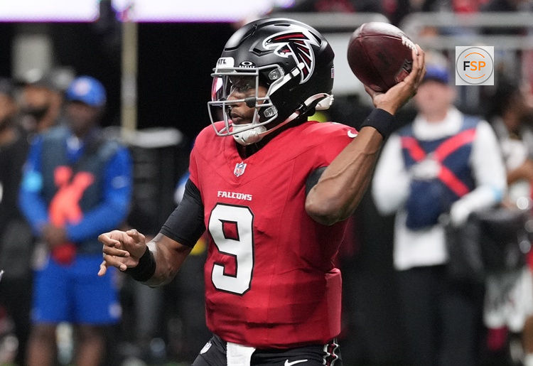 Oct 11, 2026; Atlanta, Georgia, USA;  Atlanta Falcons quarterback Michael Penix Jr. (9) throws during the fourth quarteragainst the Baltimore Ravens at Mercedes-Benz Stadium.  Credit: Dale Zanine-Imagn Images