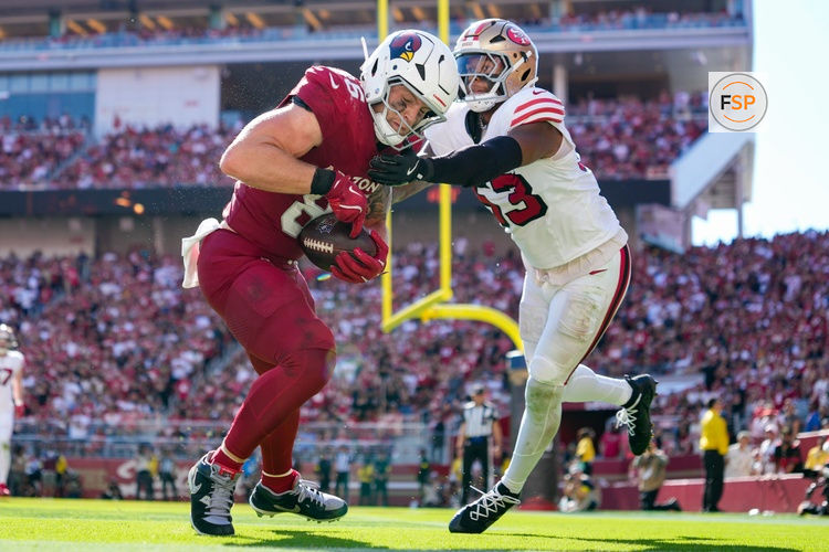 Sep 21, 2025; Santa Clara, California, USA; Arizona Cardinals tight end Trey McBride (85) makes the touch catch in front of San Francisco 49ers linebacker Dee Winters (53) during the second half at Levi's Stadium. Credit: Kyle Terada-Imagn Images