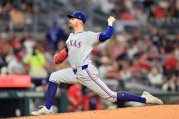 ATLANTA, GA - APRIL 19: Texas Rangers starting pitcher Andrew Heaney (44) delivers a pitch during the Friday evening MLB game between the defending World Champion Texas Rangers and the Atlanta Braves on April 19, 2024 at Truist Park in Atlanta, Georgia(Photo by David J. Griffin/Icon Sportswire)