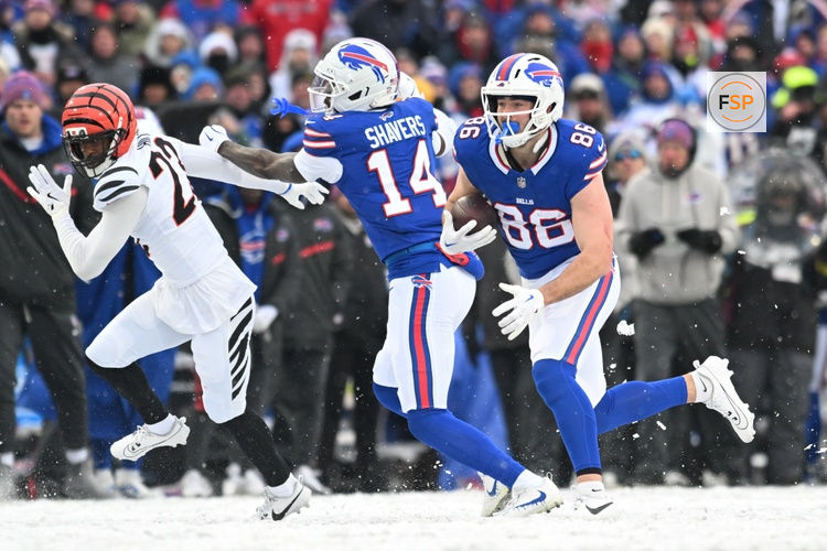 Dec 7, 2025; Orchard Park, New York, USA; Buffalo Bills tight end Dalton Kincaid (86) runs with the ball in the second half against the Cincinnati Bengals at Highmark Stadium. Credit: Mark Konezny-Imagn Images