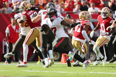 Nov 10, 2024; Tampa, Florida, USA; Tampa Bay Buccaneers running back Bucky Irving (7) runs the ball in for a touchdown against the San Francisco 49ers during the second half at Raymond James Stadium. Mandatory Credit: Kim Klement Neitzel-Imagn Images