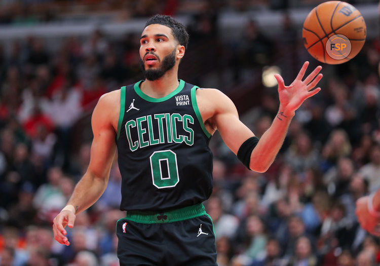 CHICAGO, IL - FEBRUARY 22: Jayson Tatum #0 of the Boston Celtics in bounds the ball during the second half against the Chicago Bulls at United Center on February 22, 2024 in Chicago, Illinois. (Photo by Melissa Tamez/Icon Sportswire)