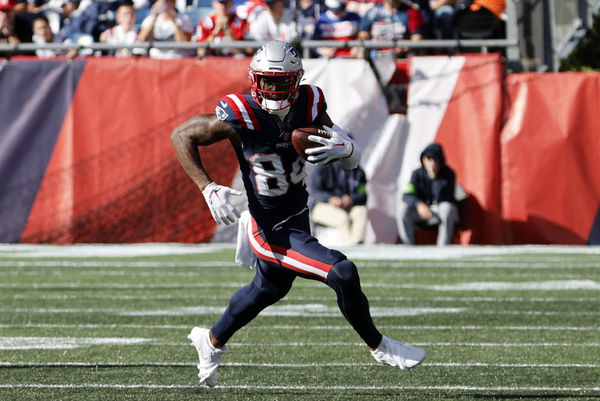 FOXBOROUGH, MA - OCTOBER 08: New England Patriots wide receiver Kendrick Bourne (84) carries the ball during a game between the New England Patriots and the New Orleans Saints on October 8, 2023, at Gillette Stadium in Foxborough, Massachusetts. (Photo by Fred Kfoury III/Icon Sportswire)