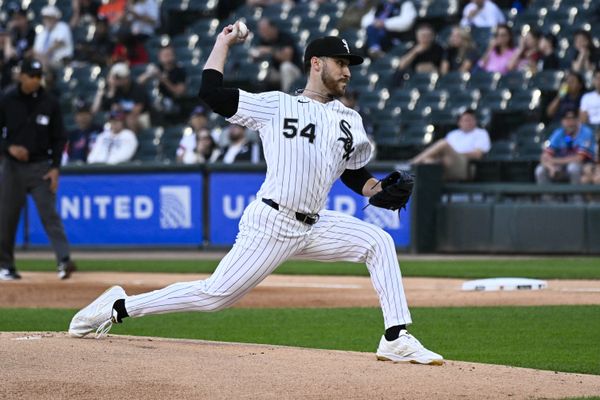 May 27, 2026; Chicago, Illinois, USA;   Chicago White Sox pitcher David Sandlin (54) delivers the ball during the first inning against the Minnesota Twins at Rate Field. Mandatory Credit: Matt Marton-Imagn Images