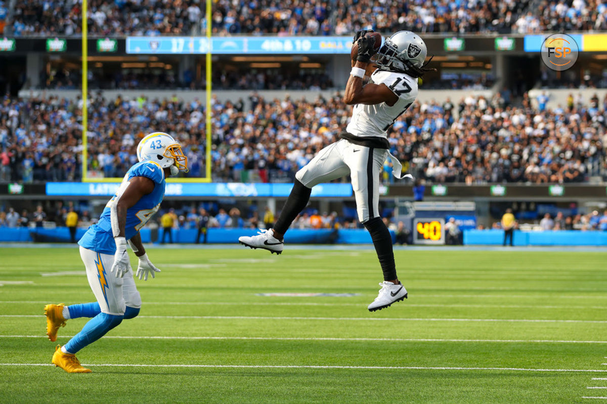 INGLEWOOD, CA - OCTOBER 1: Las Vegas Raiders wide receiver Davante Adams (17) catches the ball for a gain during the NFL regular season game between the Las Vegas Raiders and the Los Angeles Chargers on October 1, 2023, at SoFi Stadium in Inglewood, CA. (Photo by Jordon Kelly/Icon Sportswire)