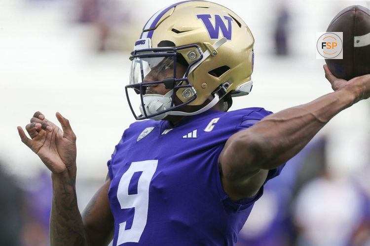 SEATTLE, WA - OCTOBER 14:  Washington (QB) #9 Michael Penix Jr during a college football game between the Washington Huskies and the Oregon Ducks on October 14, 2023 at Husky Stadium in Seattle, WA. (Photo by Jesse Beals/Icon Sportswire)