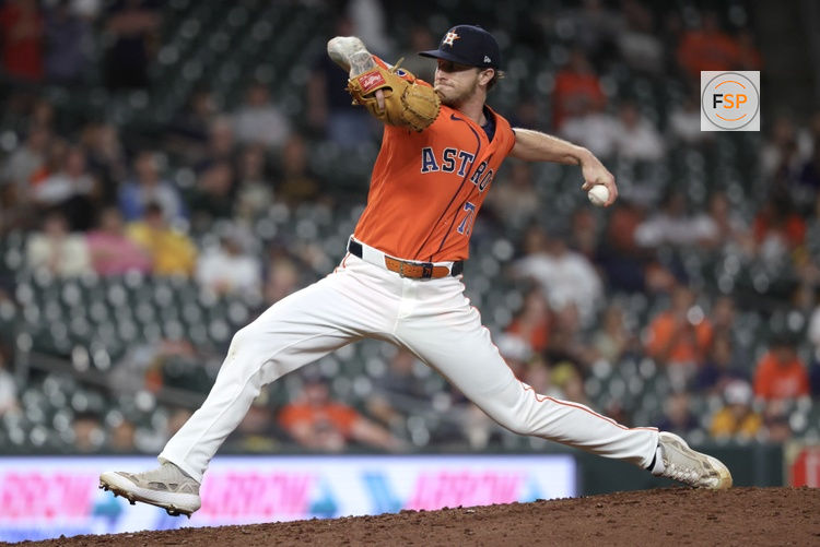 Jun 3, 2026; Houston, Texas, USA; Houston Astros relief pitcher Josh Hader (71) delivers a pitch during the ninth inning against the Pittsburgh Pirates at Daikin Park. Credit: Troy Taormina-Imagn Images