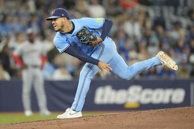 Apr 1, 2025; Toronto, Ontario, CAN; Toronto Blue Jays starting pitcher Jose Berrios (17) pitches to the Washington Nationals during the third inning at Rogers Centre. Mandatory Credit: John E. Sokolowski-Imagn Images