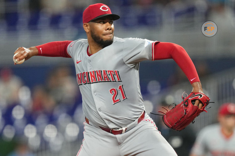 Aug 8, 2024; Miami, Florida, USA;  Cincinnati Reds starting pitcher Hunter Greene (21) throws against the Miami Marlins in the first inning at loanDepot Park. Credit: Jim Rassol-USA TODAY Sports