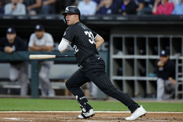 Aug 12, 2024; Chicago, Illinois, USA; Chicago White Sox outfielder Gavin Sheets (32) hits a RBI double against the New York Yankees during the first inning at Guaranteed Rate Field. Mandatory Credit: Kamil Krzaczynski-USA TODAY Sports