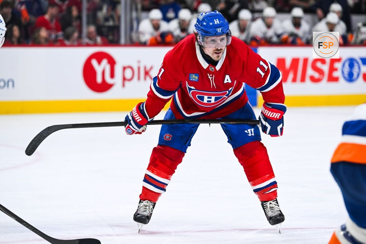 Mar 21, 2026; Montreal, Quebec, CAN; Montreal Canadiens right wing Brendan Gallagher (11) waits for a face-off against the New York Islanders during the third period at Bell Centre. Credit: David Kirouac-Imagn Images