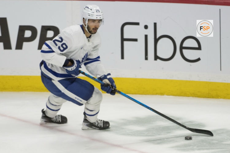 Sep 21st, 2025; Ottawa, Ontario, CAN; Toronto Maple Leafs center Bo Groulx (29) controls the puck in the third period against the Ottawa Senators at the Canadian Tire Centre. Credit: Marc DesRosiers-IMAGN Images