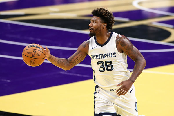 LOS ANGELES, CA - NOVEMBER 14: Memphis Grizzlies guard Marcus Smart (36) dribbles during the Memphis Grizzlies vs Los Angeles Lakers game on November 14, 2023, at Crypto.com Arena in Los Angeles, CA. (Photo by Jevone Moore/Icon Sportswire)