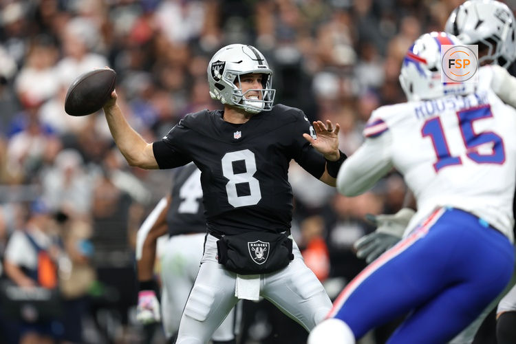Oct 18, 2026; Paradise, Nevada, USA;  Las Vegas Raiders quarterback Kirk Cousins (8) throws in the second quarter against the Buffalo Bills at Allegiant Stadium.  Credit: David Brytus-Imagn Images