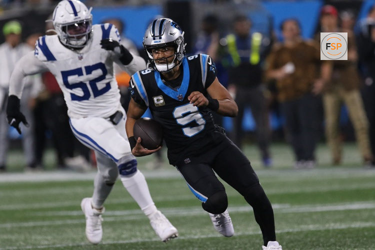 CHARLOTTE, NC - NOVEMBER 05: Carolina Panthers quarterback Bryce Young (9) runs with the ball during a NFL football game between the Indianapolis Colts and the Carolina Panthers on November 5, 2023 at Bank of America Stadium in Charlotte, N.C.(Photo by John Byrum/Icon Sportswire)
