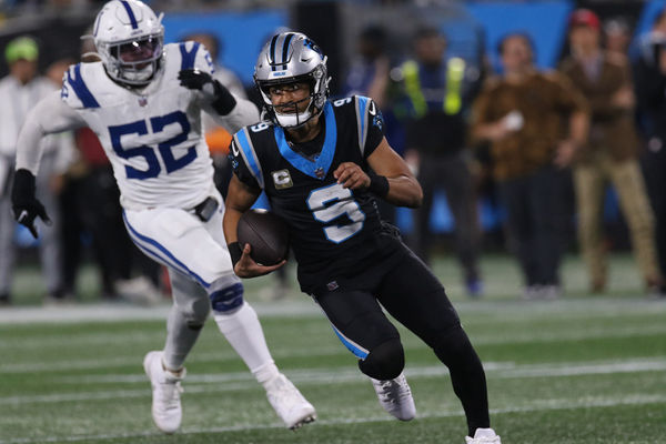 CHARLOTTE, NC - NOVEMBER 05: Carolina Panthers quarterback Bryce Young (9) runs with the ball during a NFL football game between the Indianapolis Colts and the Carolina Panthers on November 5, 2023 at Bank of America Stadium in Charlotte, N.C.(Photo by John Byrum/Icon Sportswire)