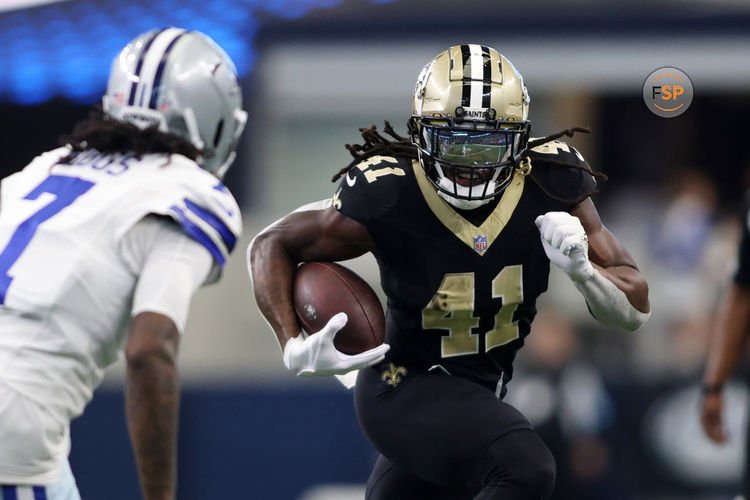 Sep 15, 2024; Arlington, Texas, USA; New Orleans Saints running back Alvin Kamara (41) runs against the Dallas Cowboys in the second half at AT&T Stadium. Credit: Tim Heitman-Imagn Images