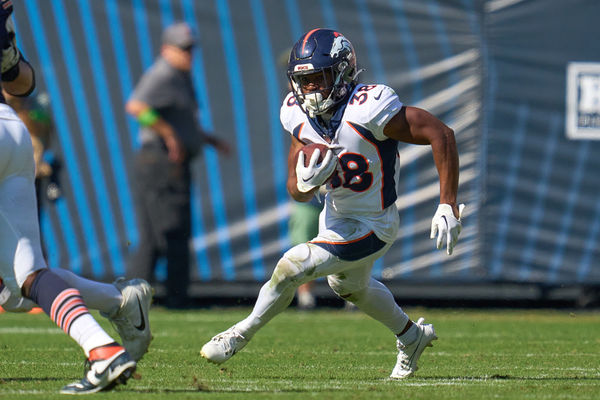 CHICAGO, IL - OCTOBER 01: Denver Broncos running back Jaleel McLaughlin (38) runs with the football in action during a game between the Chicago Bears and the Denver Broncos on October 01, 2023 at Soldier Field in Chicago, IL. (Photo by Robin Alam/Icon Sportswire)