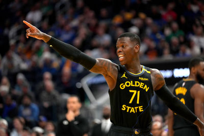 Jan 20, 2025; San Francisco, California, USA; Golden State Warriors guard Dennis Schroder (71) directs teammates before a play against the Boston Celtics in the second quarter at the Chase Center. Mandatory Credit: Cary Edmondson-Imagn Images